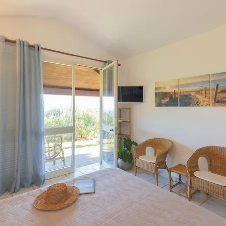 Azzurra By Elbasummer Tatil Evi *