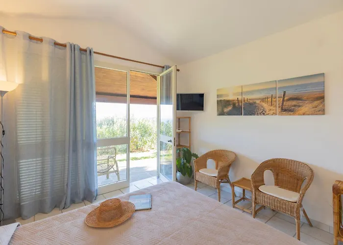 Azzurra By Elbasummer Tatil Evi *