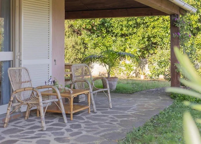 Azzurra By Elbasummer 度假居 *