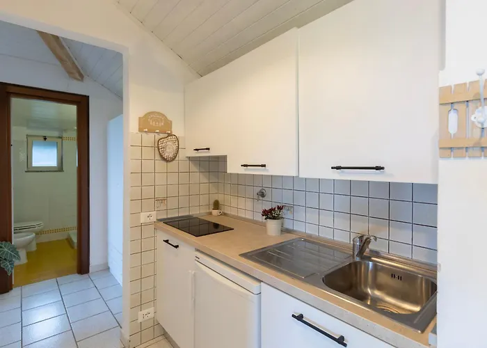 Azzurra By Elbasummer *